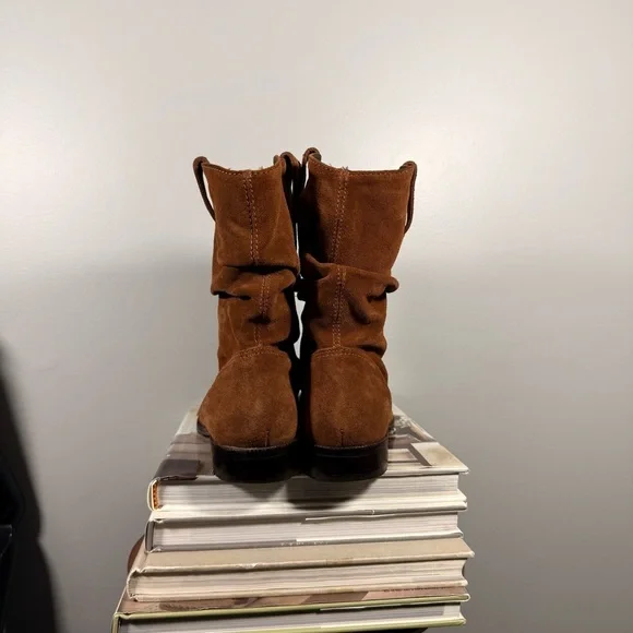 LL Bean Slouch Tan Cognac Nubuck Suede Size 10 Women’s Ankle Boots - Picture 6 of 10